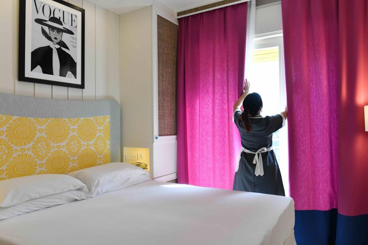 Hotel Majestic Лидо ди Йезоло Екстериор снимка