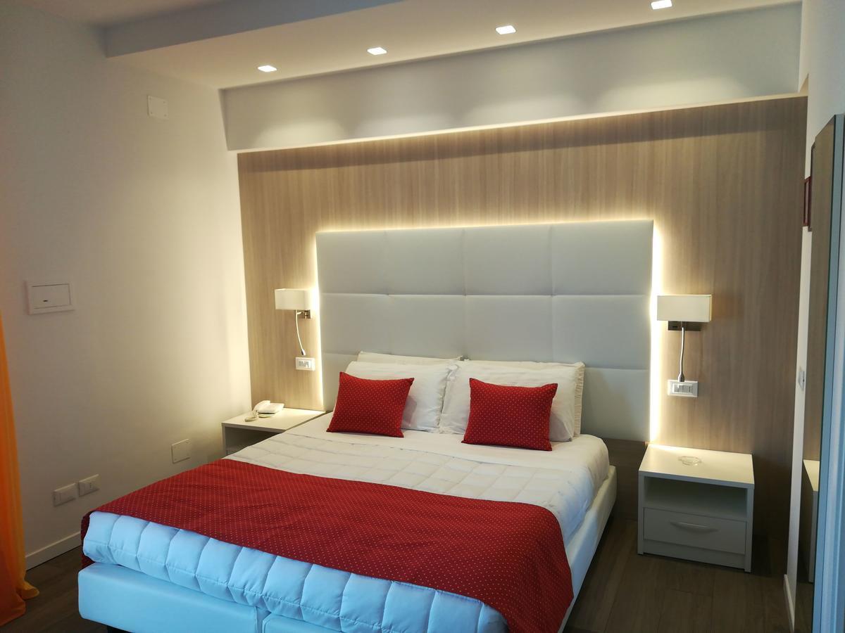 Hotel Majestic Лидо ди Йезоло Екстериор снимка